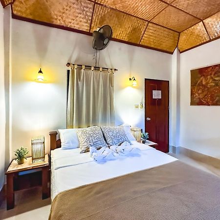 Shanti Lodge Phuket Chalong Εξωτερικό φωτογραφία