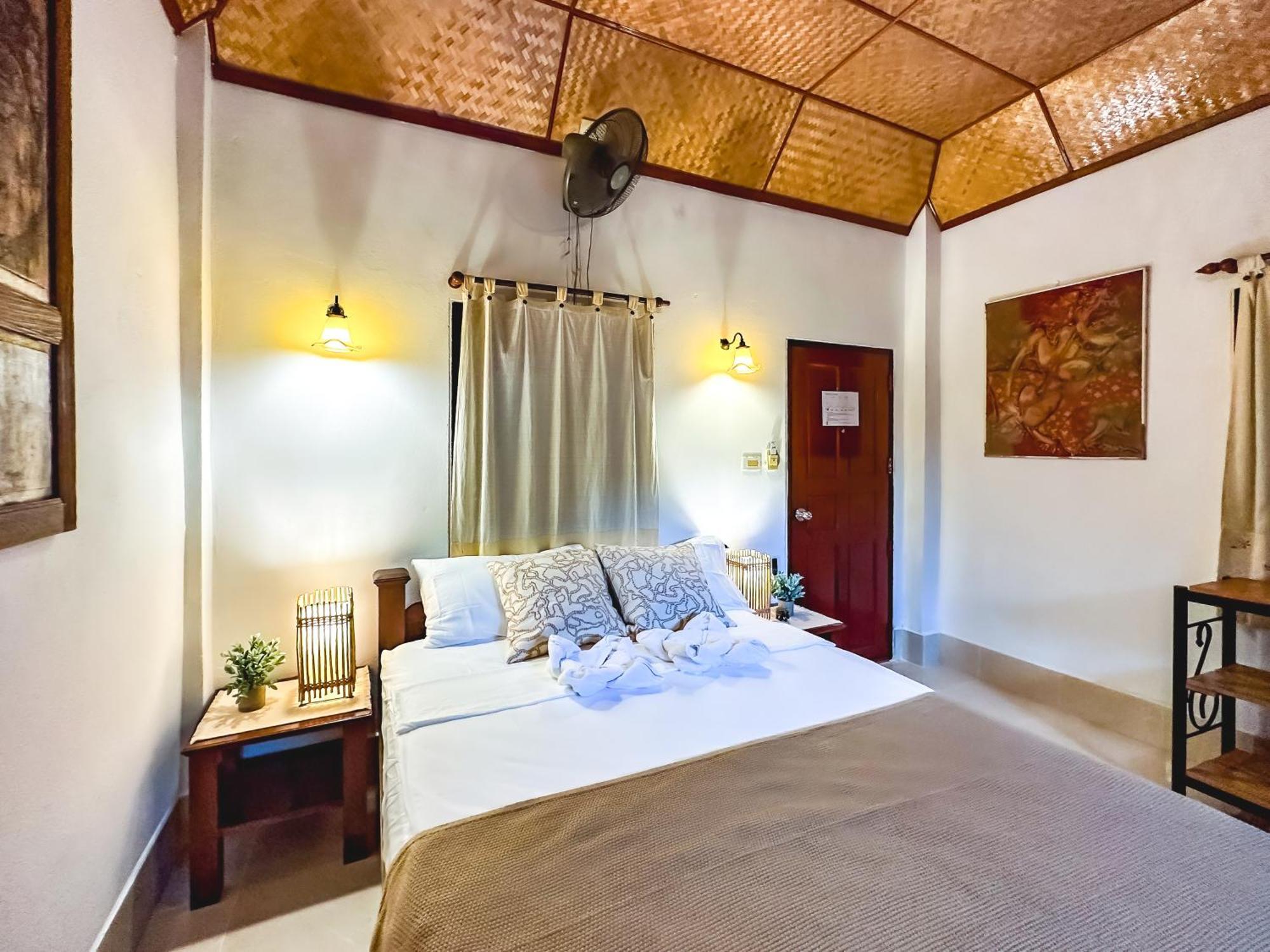 Shanti Lodge Phuket Chalong Εξωτερικό φωτογραφία